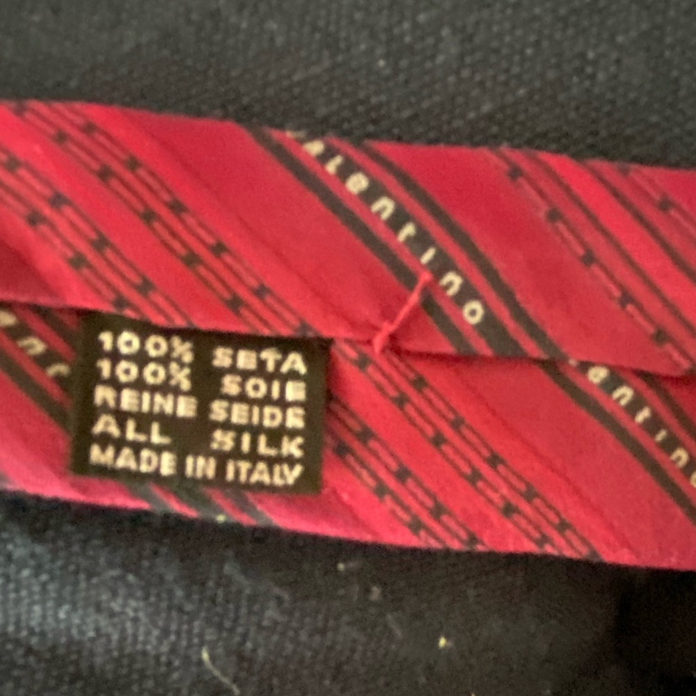 Valentino Vintage Silk Red Men's Tie - Picture 2 of 3
